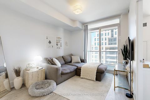 Photo 1 at 544 - 15 Merchants' Wharf, Waterfront Communities C8, Toronto Photo 1 at 544 - 15 Merchants' Wharf, Waterfront Communities C8, Toronto