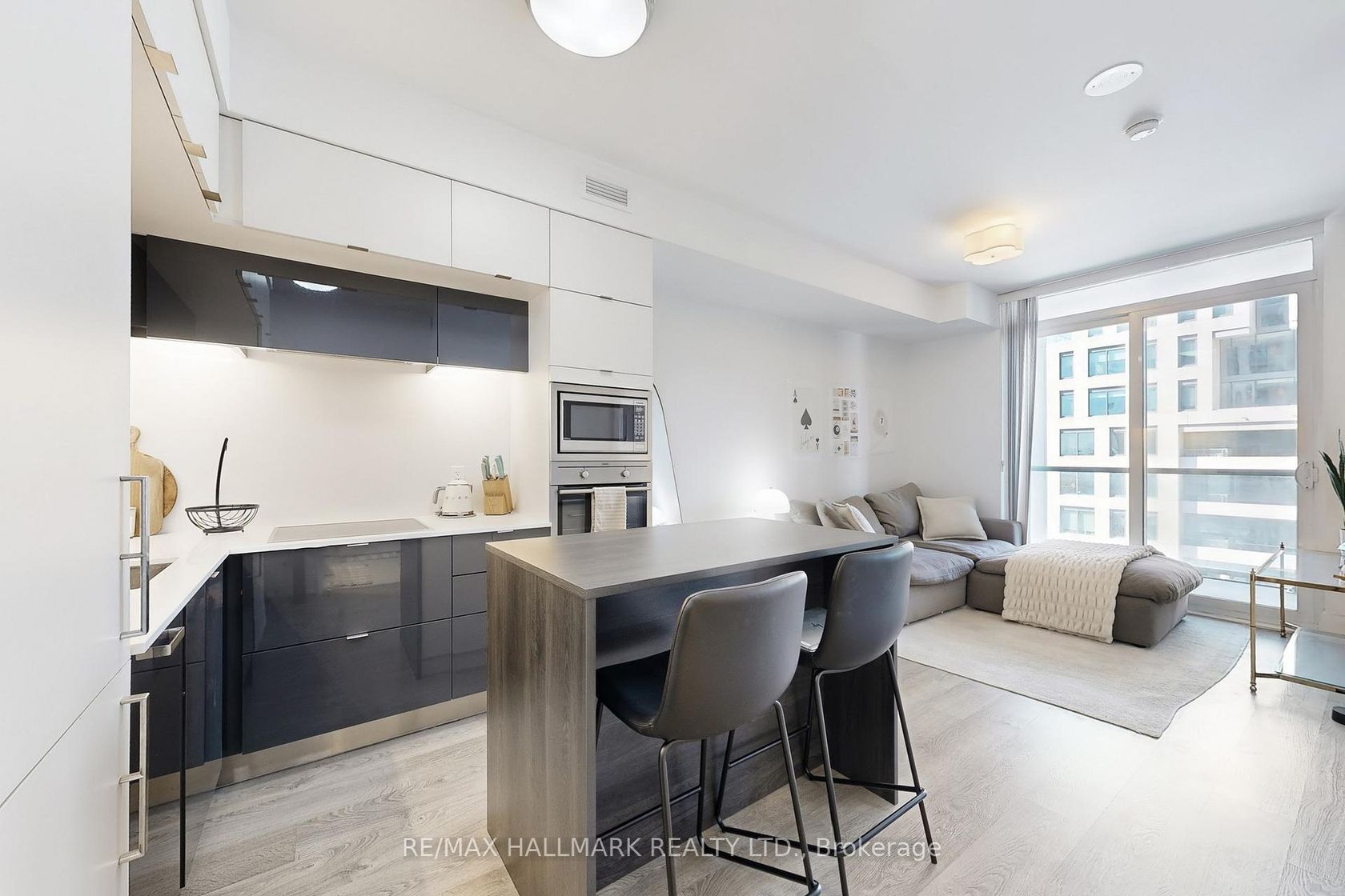 544 - 15 Merchants' Wharf, Waterfront Communities C8, Toronto 