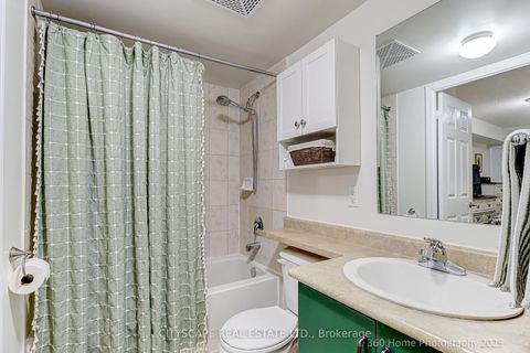 Photo 11 at 101 - 245 Pine Grove Road, Islington Woods, Vaughan