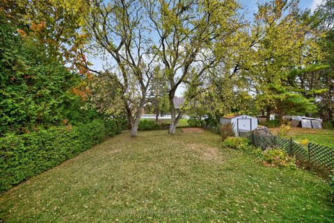 Photo 21 at 275 Maple Street, College Manor, Newmarket