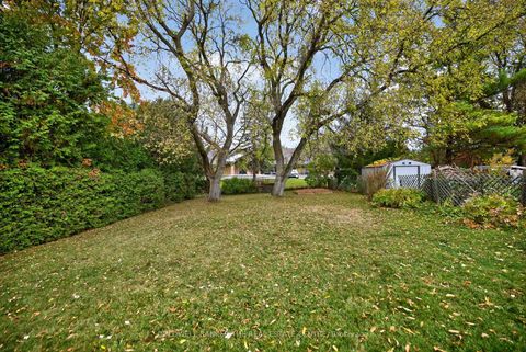 Photo 23 at 275 Maple Street, College Manor, Newmarket