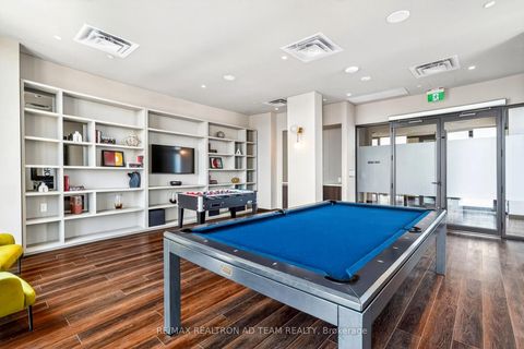 Photo 25 at 717 - 10 Honeycrisp Crescent, Vaughan Corporate Centre, Vaughan