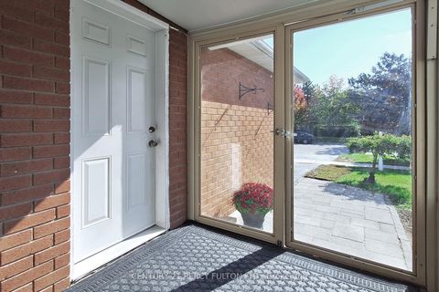 Photo 5 at 50 Freeland Avenue, Bowmanville, Clarington