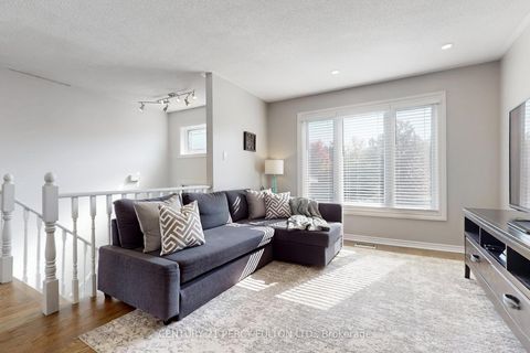 Photo 6 at 50 Freeland Avenue, Bowmanville, Clarington