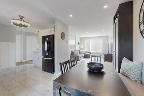 Photo 17 at 50 Freeland Avenue, Bowmanville, Clarington