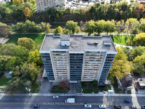 Photo 1 at 405 - 2130 Weston Road, Weston, Toronto