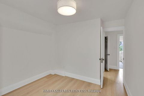 Photo 23 at 161 Brookdale Avenue, Lawrence Park North, Toronto