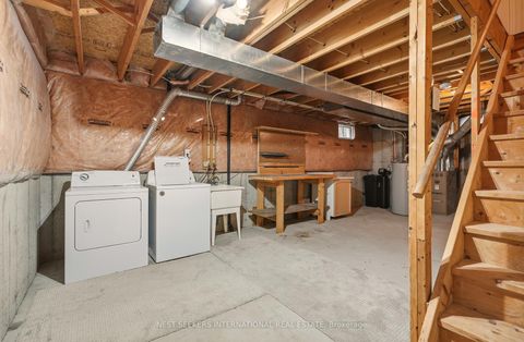 Photo 32 at 20 Player Drive, East Bayfield, Barrie