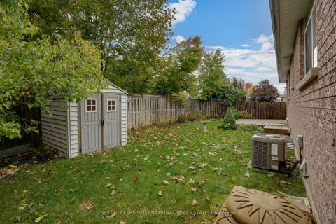 Photo 34 at 20 Player Drive, East Bayfield, Barrie