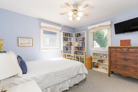 Photo 15 at 302 Sunnidale Road, Sunnidale, Barrie