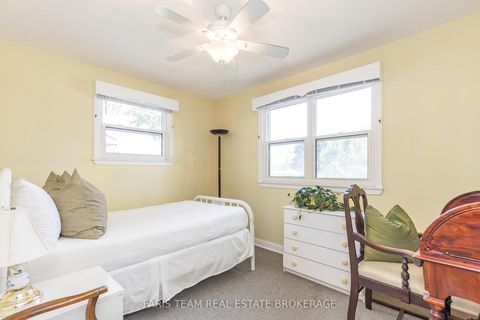 Photo 17 at 302 Sunnidale Road, Sunnidale, Barrie