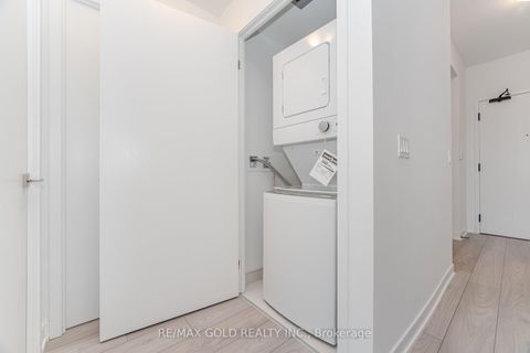 Photo 11 at 311 - 474 Caldari Road, Concord, Vaughan