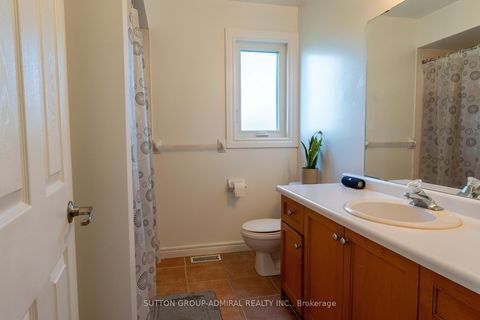 Photo 30 at 2415 Valley Heights Crescent, RO River Oaks, Oakville