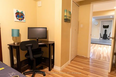 Photo 36 at 2415 Valley Heights Crescent, RO River Oaks, Oakville