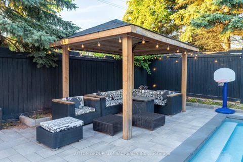 Photo 40 at 2415 Valley Heights Crescent, RO River Oaks, Oakville