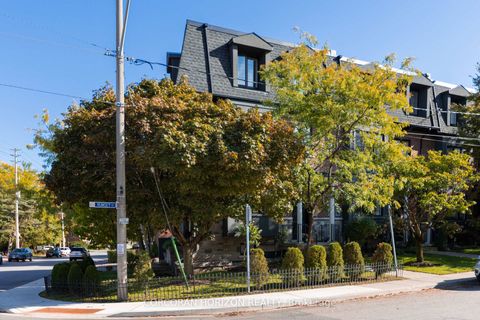 Photo 2 at 77 Rumsey Road, Leaside, Toronto