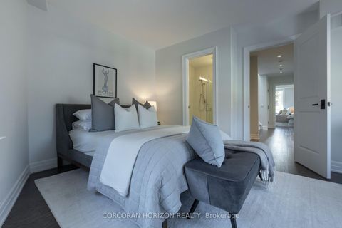 Photo 14 at 77 Rumsey Road, Leaside, Toronto