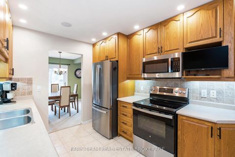 Photo 4 at 2275 Webb Street, Stroud, Innisfil