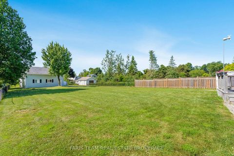 Photo 22 at 2275 Webb Street, Stroud, Innisfil Photo 22 at 2275 Webb Street, Stroud, Innisfil