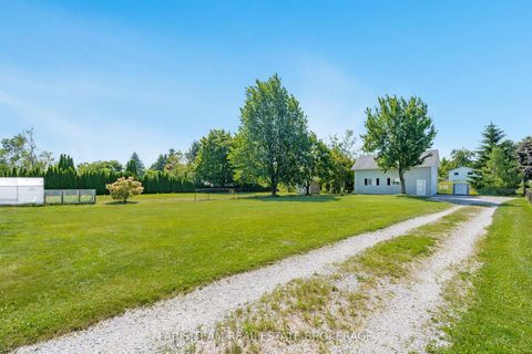 Photo 23 at 2275 Webb Street, Stroud, Innisfil Photo 23 at 2275 Webb Street, Stroud, Innisfil