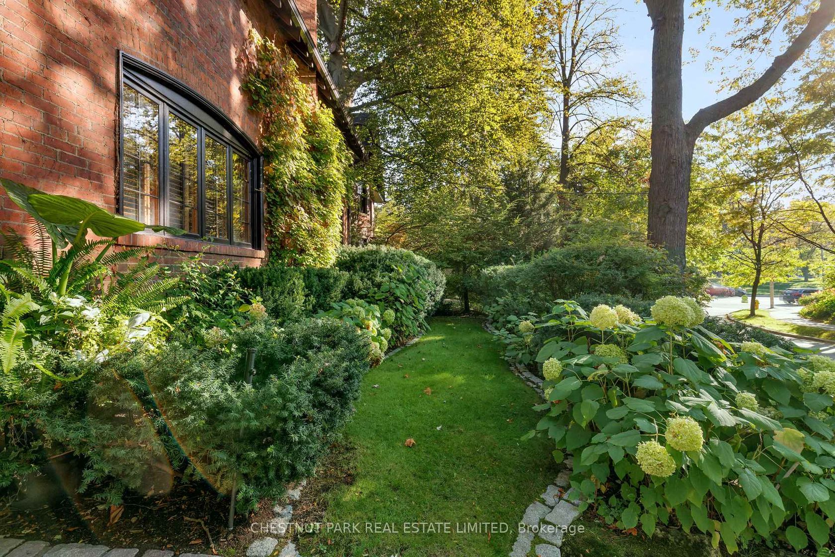 Photo 1 at 20 McKenzie Avenue, Moore Park, Toronto Photo 1 at 20 McKenzie Avenue, Moore Park, Toronto