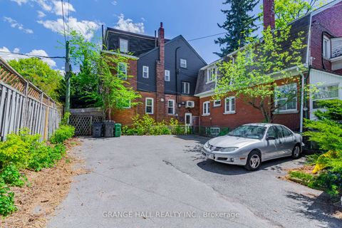 Photo 4 at 189 Parkside Drive, Swansea, Toronto