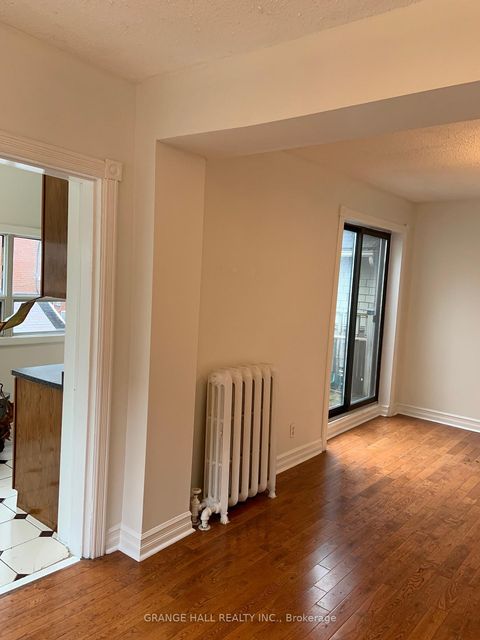 Photo 17 at 189 Parkside Drive, Swansea, Toronto