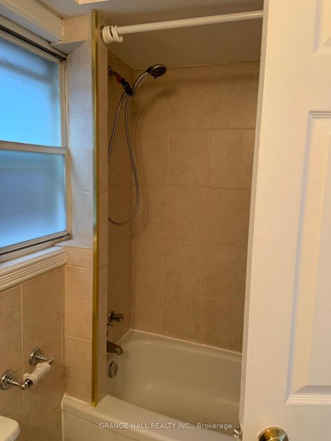Photo 19 at 189 Parkside Drive, Swansea, Toronto