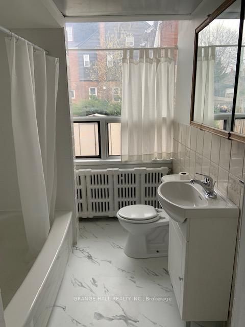 Photo 24 at 189 Parkside Drive, Swansea, Toronto