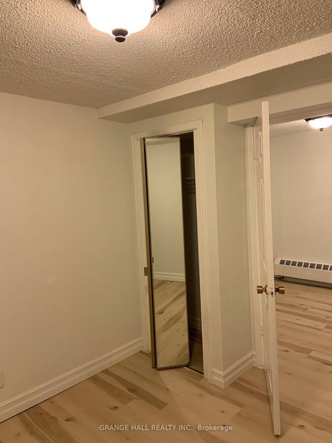 Photo 26 at 189 Parkside Drive, Swansea, Toronto