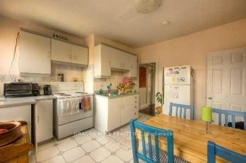 Photo 28 at 189 Parkside Drive, Swansea, Toronto