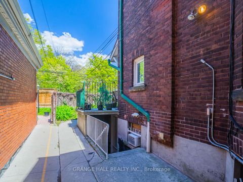 Photo 2 at 1544 King Street W, South Parkdale, Toronto Photo 2 at 1544 King Street W, South Parkdale, Toronto