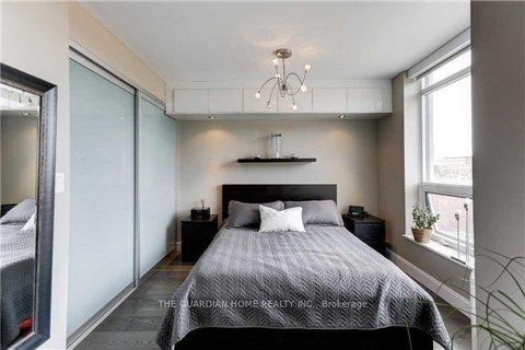 Photo 8 at 323 - 120 Dallimore Circle, Don Mills, Toronto