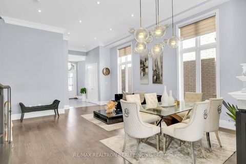 Photo 9 at 15 Cannes Avenue E, Vellore Village, Vaughan