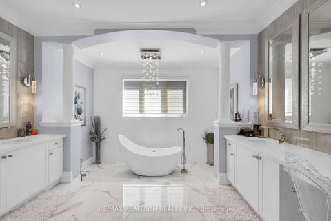 Photo 26 at 15 Cannes Avenue E, Vellore Village, Vaughan