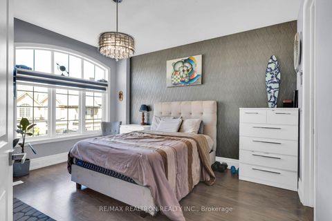 Photo 28 at 15 Cannes Avenue E, Vellore Village, Vaughan