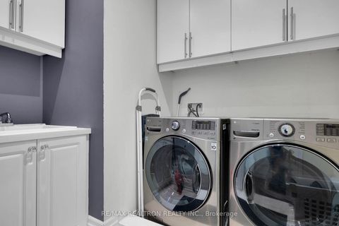 Photo 36 at 15 Cannes Avenue E, Vellore Village, Vaughan