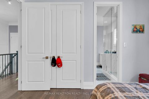 Photo 38 at 15 Cannes Avenue E, Vellore Village, Vaughan