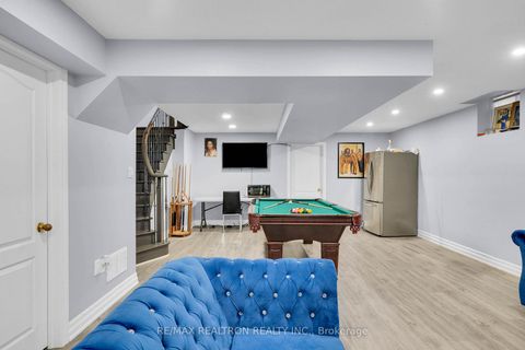 Photo 43 at 15 Cannes Avenue E, Vellore Village, Vaughan