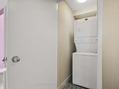 Photo 20 at 1708 - 1900 Sheppard Avenue E, Pleasant View, Toronto