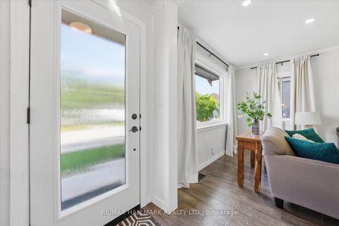 Photo 6 at 112 Phillip Avenue, Cliffside, Toronto