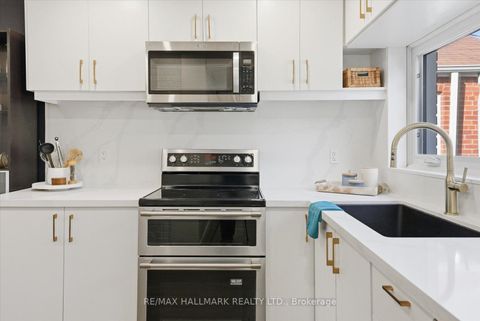 Photo 14 at 112 Phillip Avenue, Cliffside, Toronto