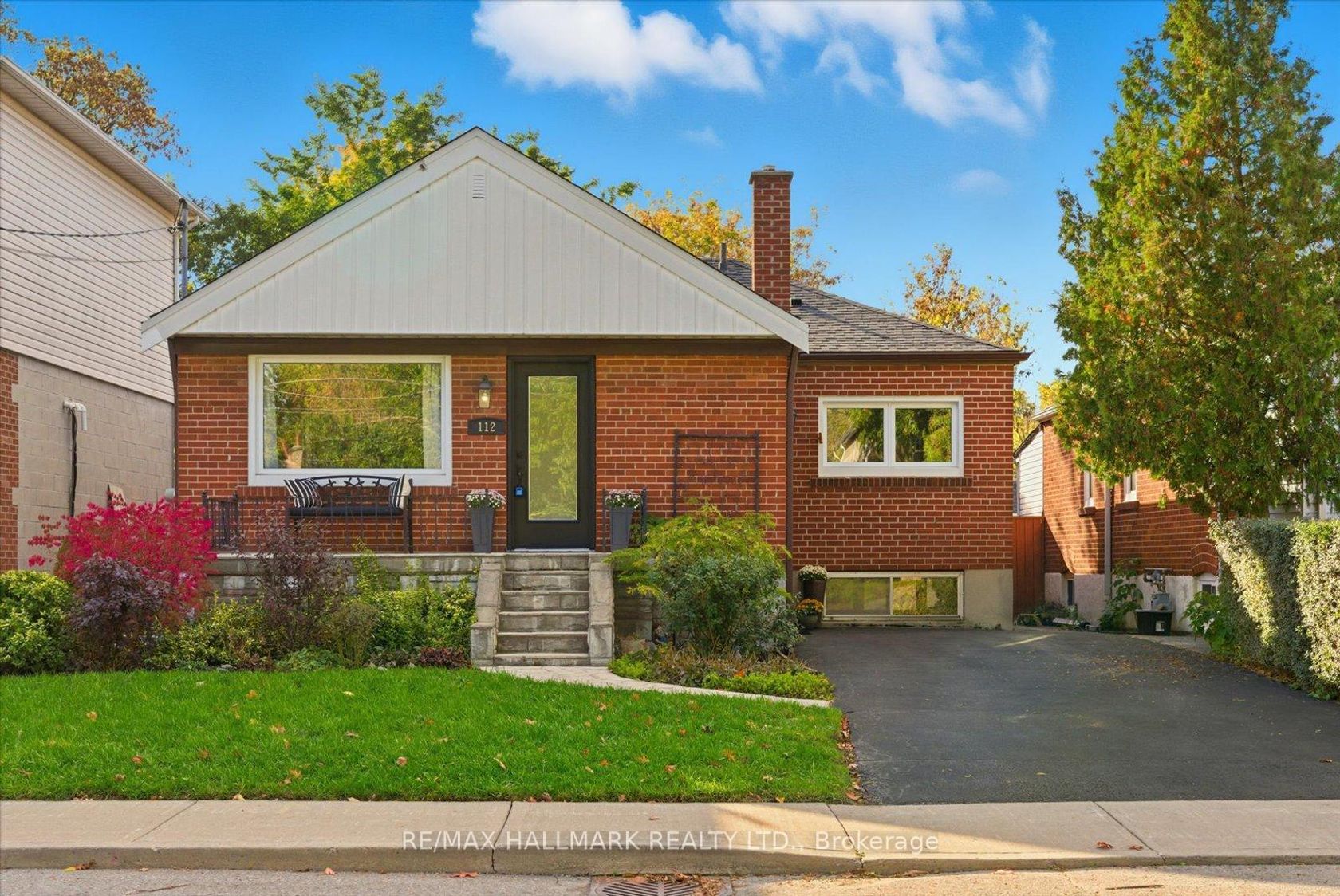 112 Phillip Avenue, Cliffside, Toronto 
