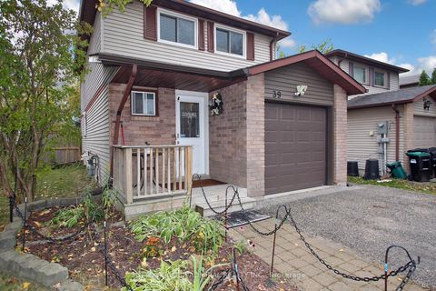 Photo 2 at 39 Corbett Drive, Grove East, Barrie