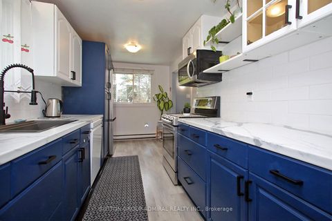 Photo 12 at 39 Corbett Drive, Grove East, Barrie
