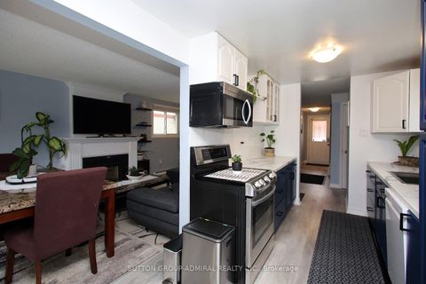 Photo 21 at 39 Corbett Drive, Grove East, Barrie