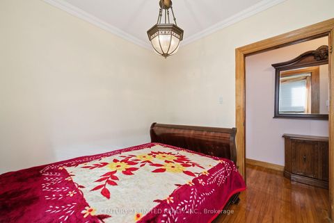 Photo 27 at 226 Palmerston Avenue, Bellwoods, Toronto