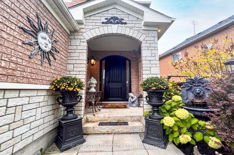 Photo 4 at 166 Worthington Avenue, Oak Ridges Lake Wilcox, Richmond Hill