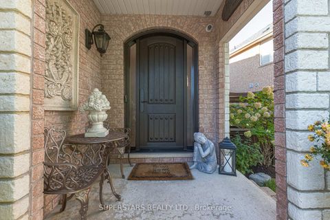 Photo 5 at 166 Worthington Avenue, Oak Ridges Lake Wilcox, Richmond Hill