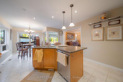 Photo 13 at 166 Worthington Avenue, Oak Ridges Lake Wilcox, Richmond Hill